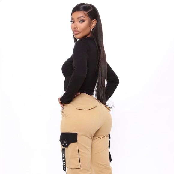 Cargo pants never worn in khaki/combo never worn - Picture 2 of 7